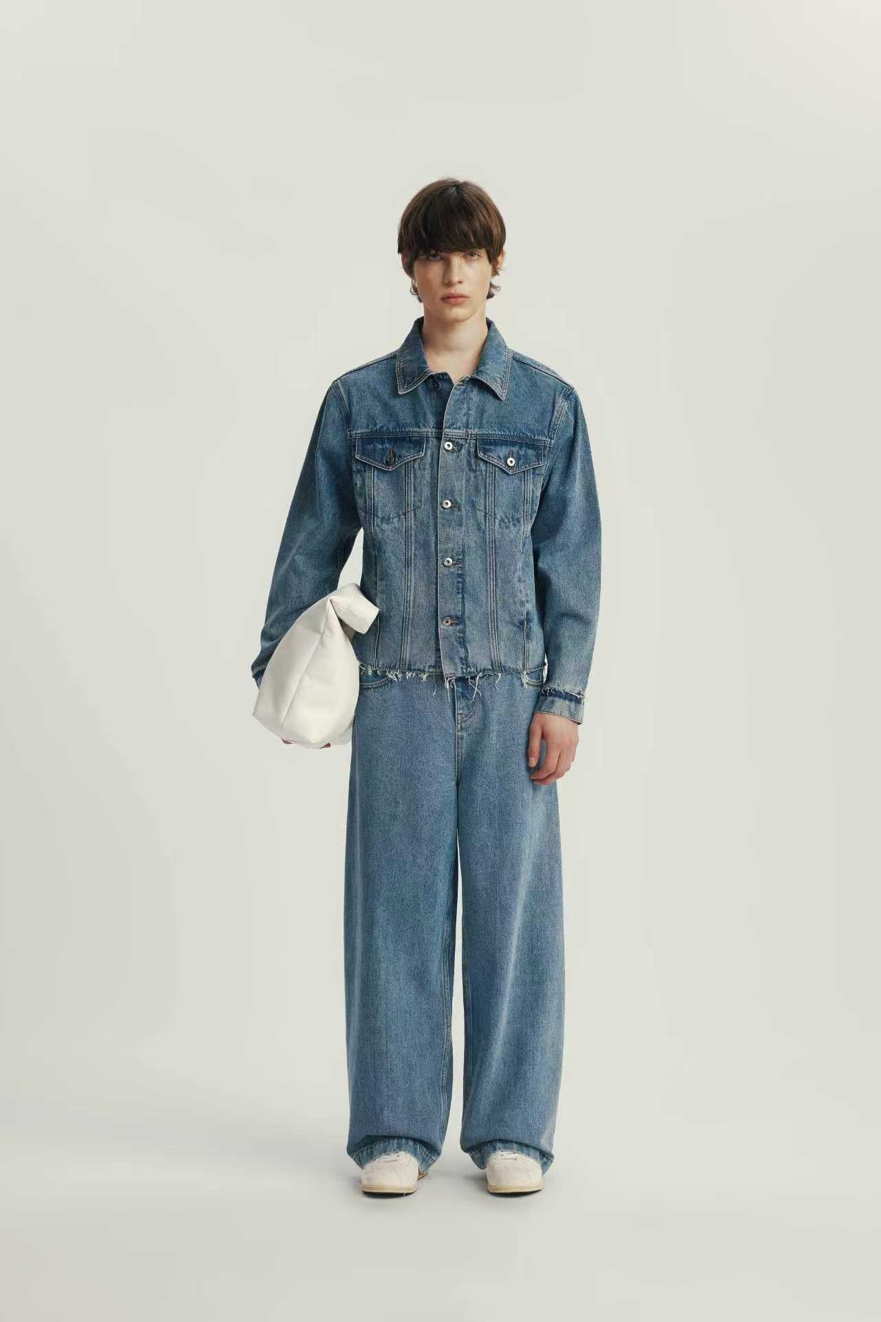 Jean Loose Fit à Double Ceinture