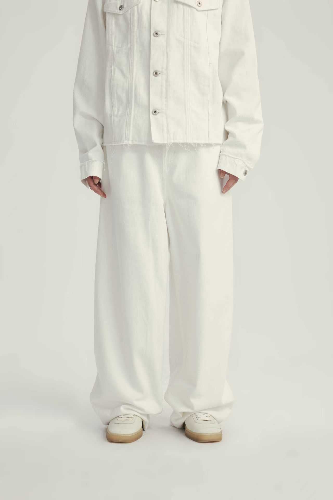 Jean Loose Fit à Double Ceinture