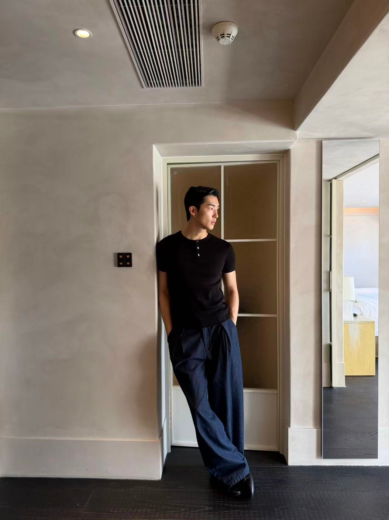 T-shirt Slim Fit Col Henley – Maille Fine Ajustée